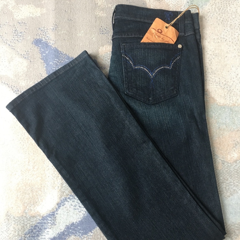 *Flared* Brand NWT Plastic by gly Dark Wash Dress Jeans
